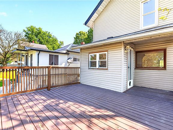 6th image of 335 Taylor Ave