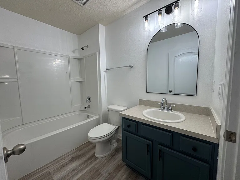 217 Brooklet Cir — Photo 8