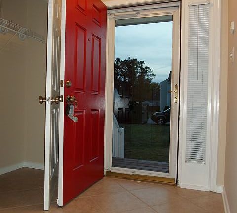 4th image of 3221 Ainsworth Ln