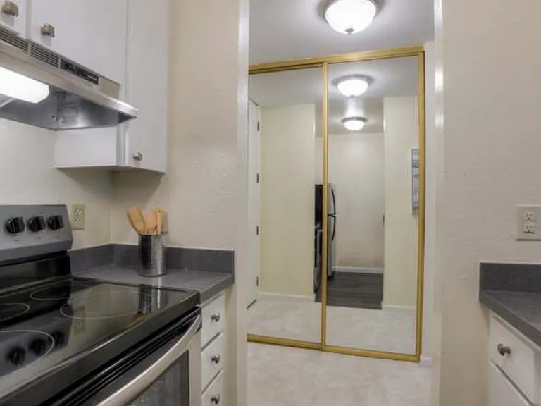 8311 Shelter Creek Ln — Photo 6