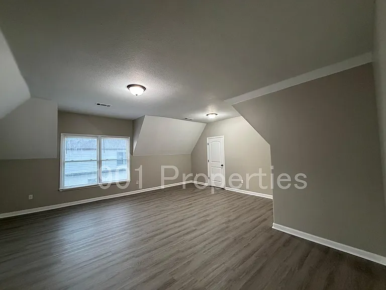 3777 Pavilion Cir — Photo 15