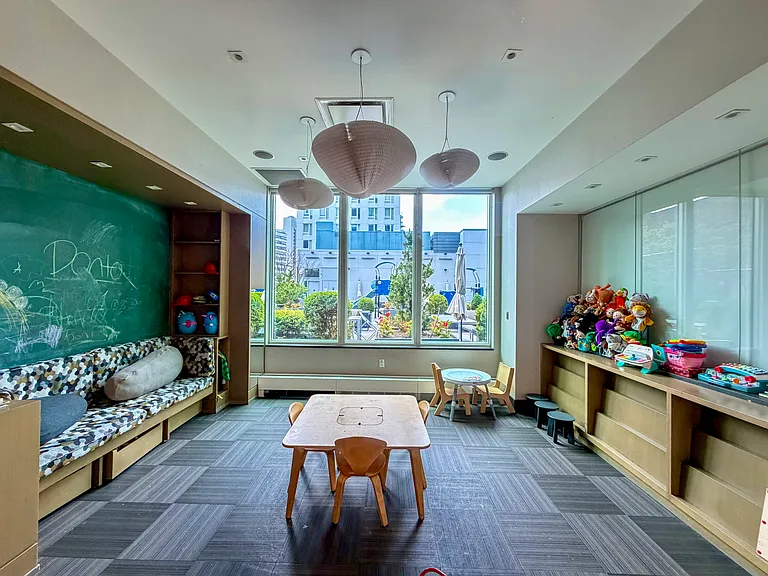 388 Bridge St #38F — Photo 14