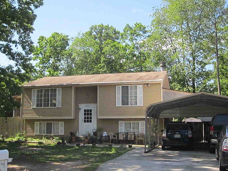 1st image of 9201 Dolmen Ct