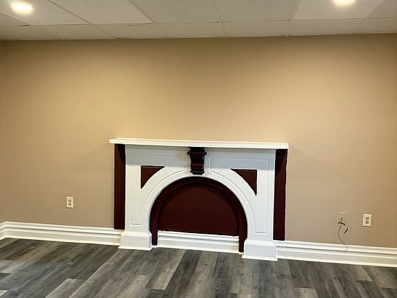 5th image of 60 E Washington St APT 3E