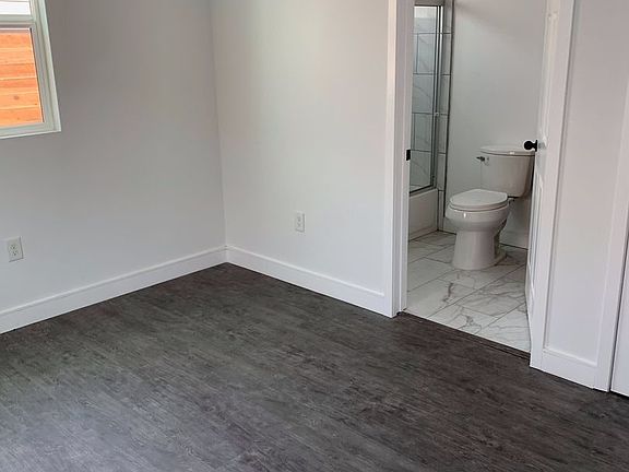 5th image of 2507-2509 E Cincinnati St