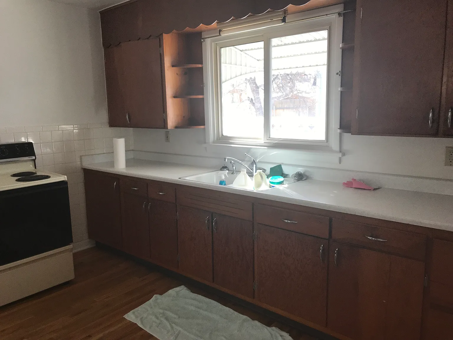 2 bed, 1086 sqft, $1,975 — Photo 2