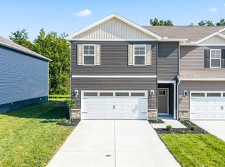 1860 Vista Lake Dr, Goshen, OH 45122