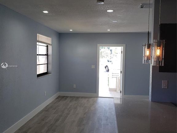 5th image of 547 NW 93rd St #B