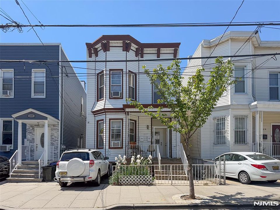 1st image of 227 46th St