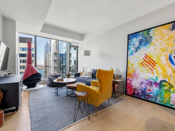 133 Seaport Blvd Unit 2110, Boston, MA 02210