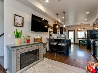 205 W Warner Rd, Post Falls, ID 83854