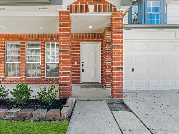 4th image of 28827 Sedgefield St