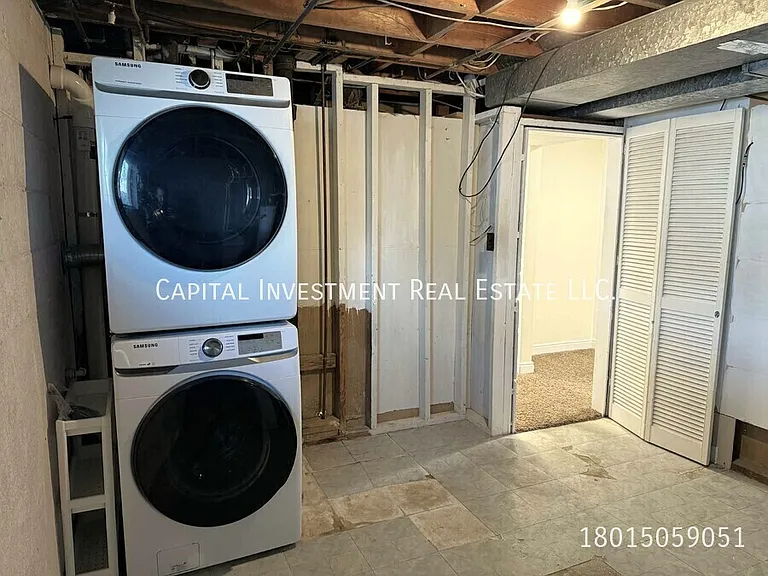 1102 E Sego Lily Dr — Photo 20