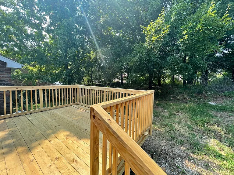 104 Bennett Dr — Photo 23