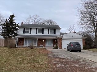 28740 Bell Rd, Southfield, MI 48034