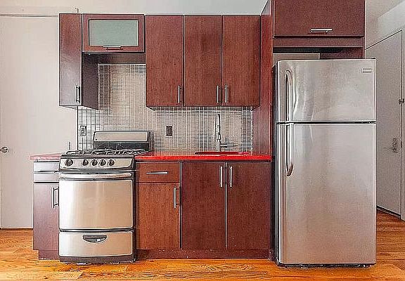 2nd image of 1352 De Kalb Ave #3LL