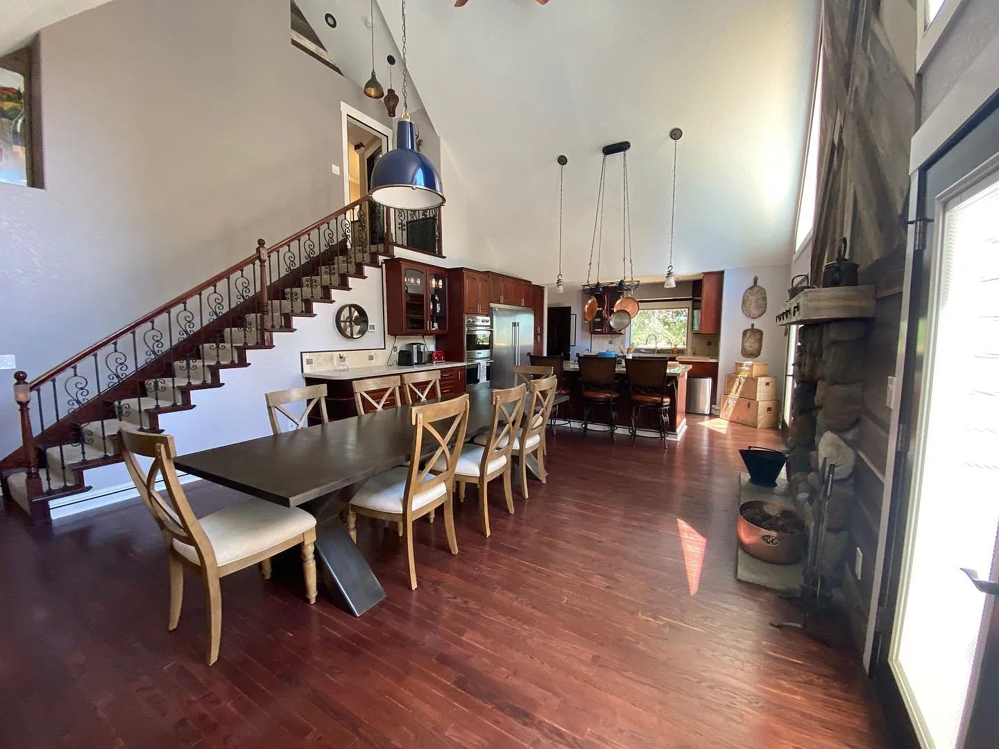 Epic REA - Beautiful Hilltop View Home in Circle Oaks, Napa (mostly Furnished) — Photo 4