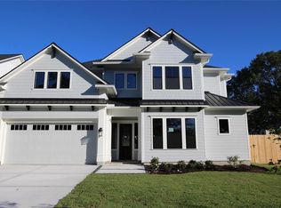 1447 Hewitt Dr, Houston, TX 77018