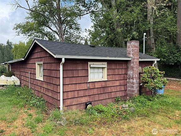 2nd image of 32118 Benbow Drive E
