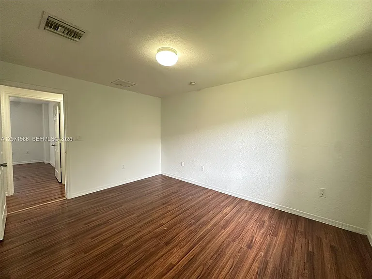 6055 SW 19th Ct #6055 — Photo 10