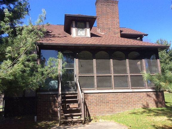 4th image of 65350 Westwood Ln