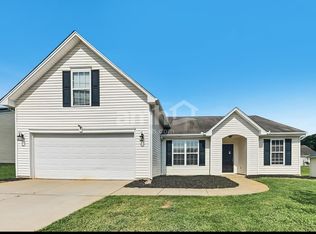 219 Bellport Dr, Greenville, SC 29607