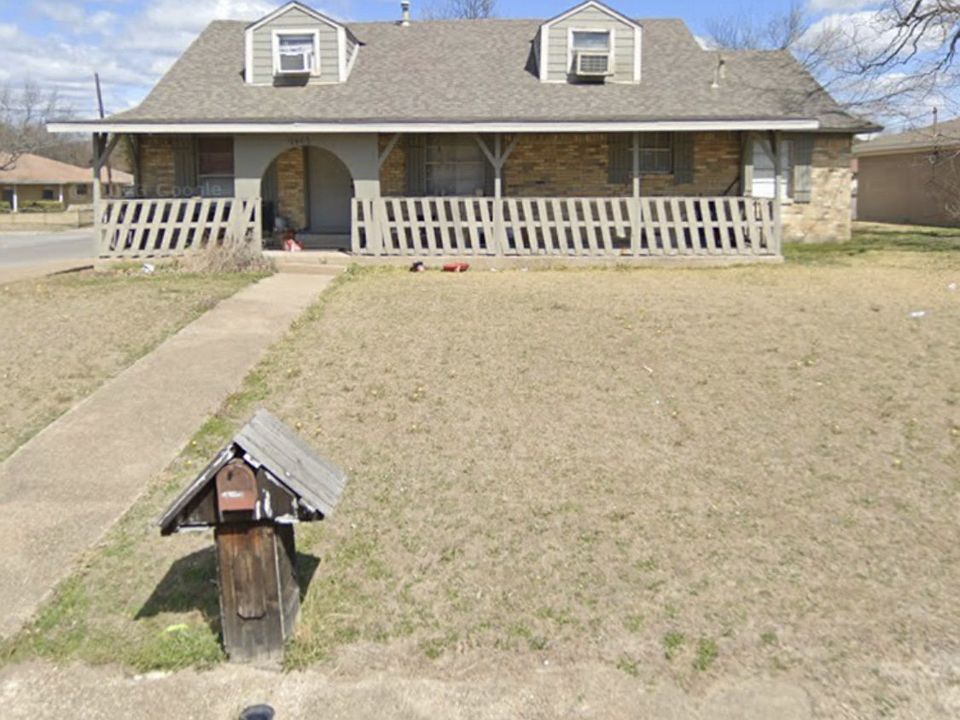 1st image of 9405 Glengreen Dr