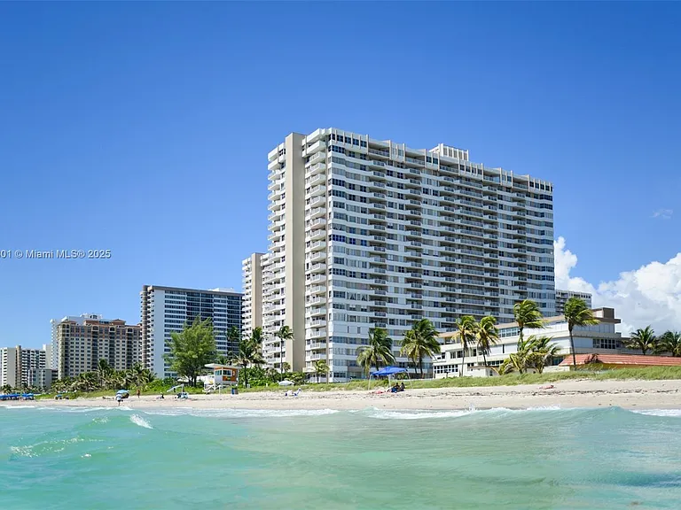 1980 S Ocean Dr #1 — Photo 14