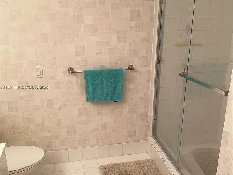 3640 Yacht Club Dr — Photo 15