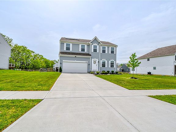 2nd image of 3009 Doe Dr