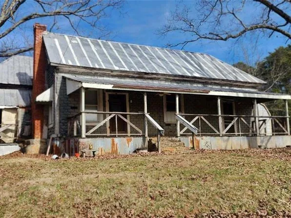 128 Cagle Rd NE, Fairmount, GA 30139