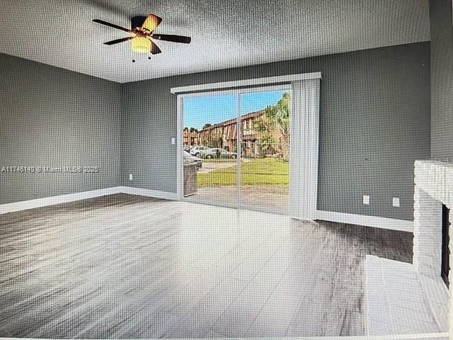 さっちんページ 2357 Tom Jones St #1, Orlando, FL 32839 | MLS #A11746140