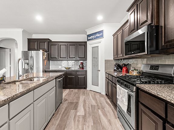 4th image of 7312 La Escolara Ranch Rd