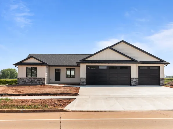 1232 S Kensington Dr, Appleton, WI 54915