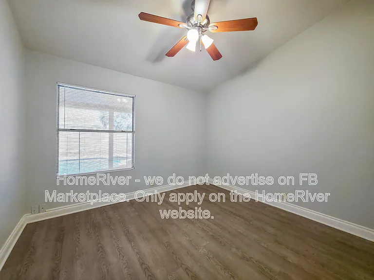 2 W Michelle Dr — Photo 19