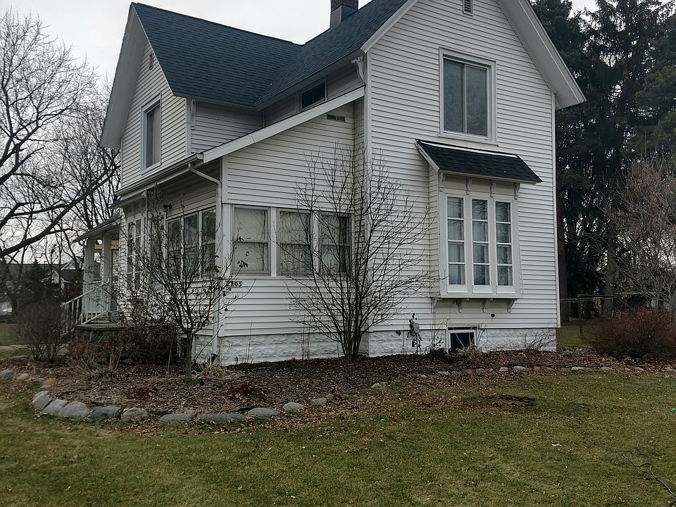 1st image of 2205 Rockwell Dr
