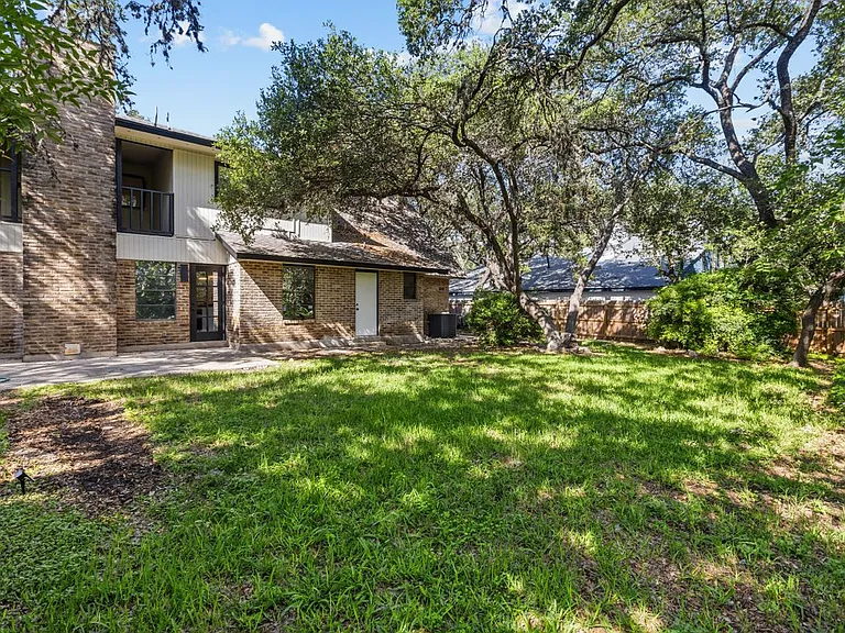 2822 Low Oak St — Photo 28