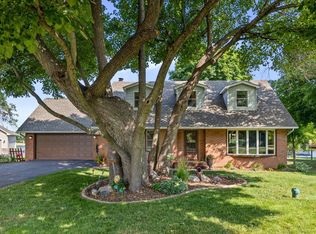 1446 Janett Ave NE, Saint Michael, MN 55376