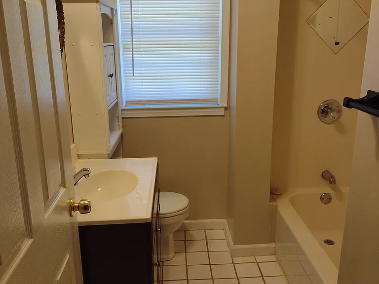 1846 Lake Lucerne Rd — Photo 11