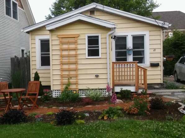 49 Foster St, Burlington, VT 05401