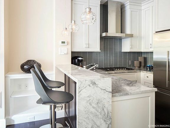 5th image of 275 Marlborough St APT 3