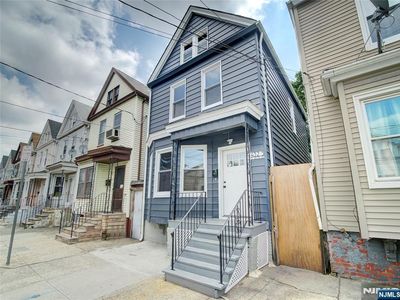 432 S 16th St, Newark, NJ, 07103