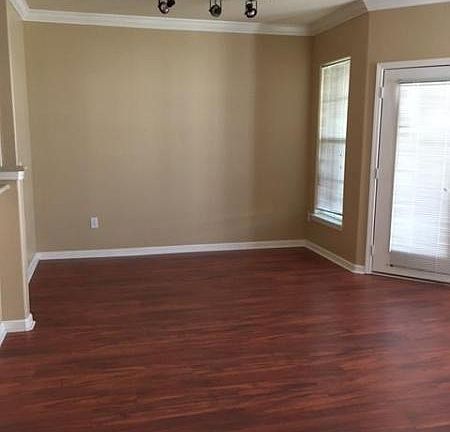 2nd image of 8290 Gate Pkwy W #82908