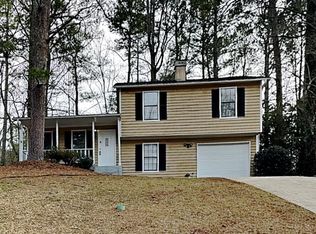 5127 Galbraith Cir, Stone Mountain, GA 30088
