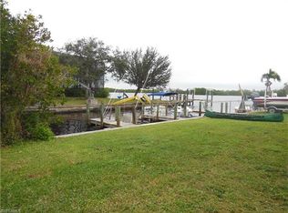 12230 Shoreview Dr APT 2, Matlacha, FL 33993