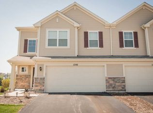 1392 Newport Cir, Hampshire, IL 60140