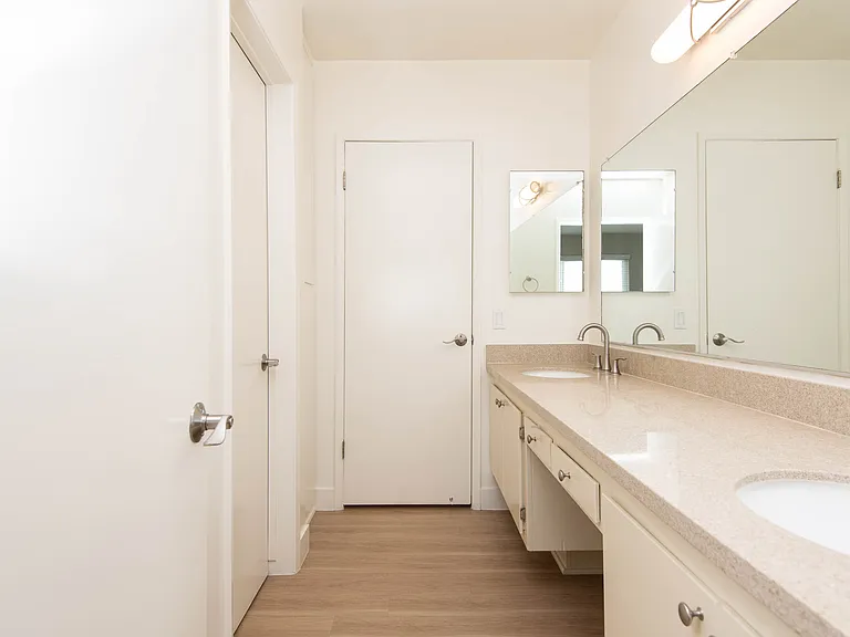 8117 Manitoba St #6 — Photo 11