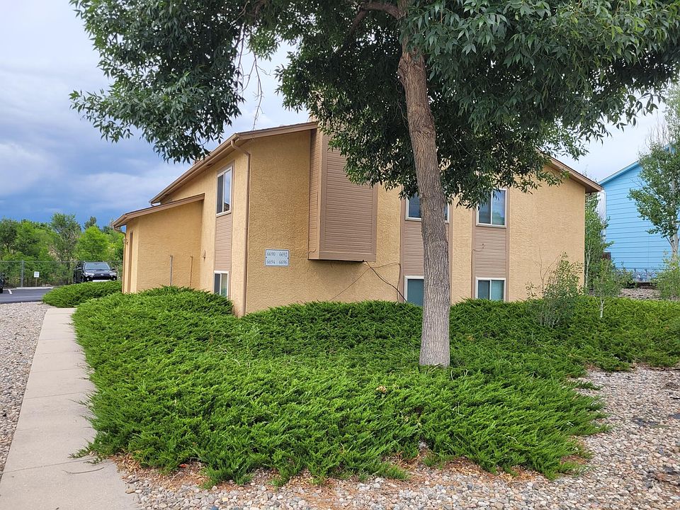 Upstairs, south facing apartment