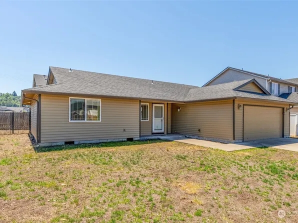 111 Warbler Drive, Kelso, WA 98626