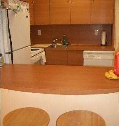 5th image of 926 Michigan Ave APT 6